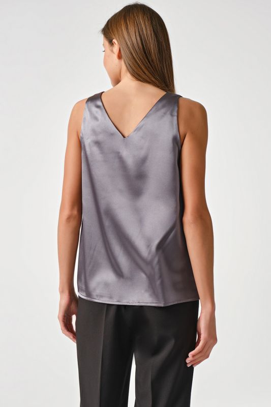 Basic satin top under jacket gray