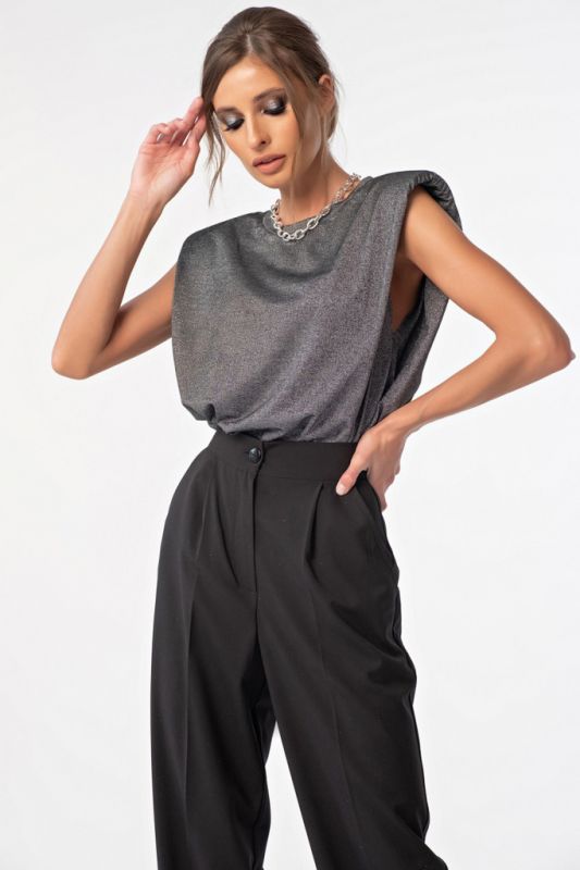 Shiny knit T-shirt with shoulder pads in silver-black