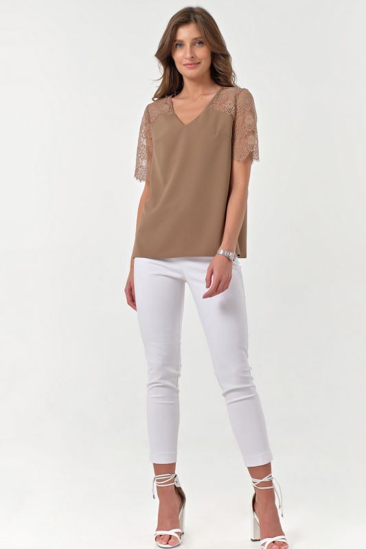 Straight blouse with lace beige