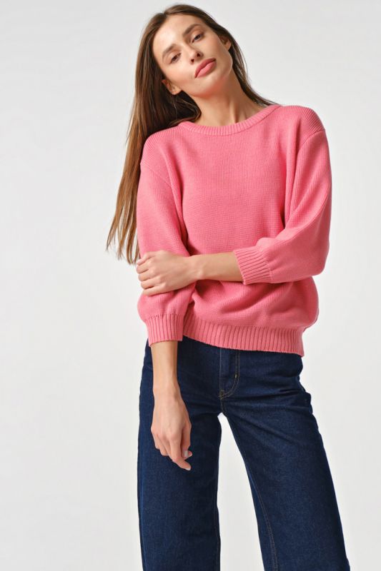 Pink petal free knitted sweater