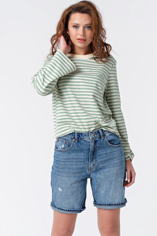 Green striped cotton long sleeve longsleeve sweatshirt on milk color