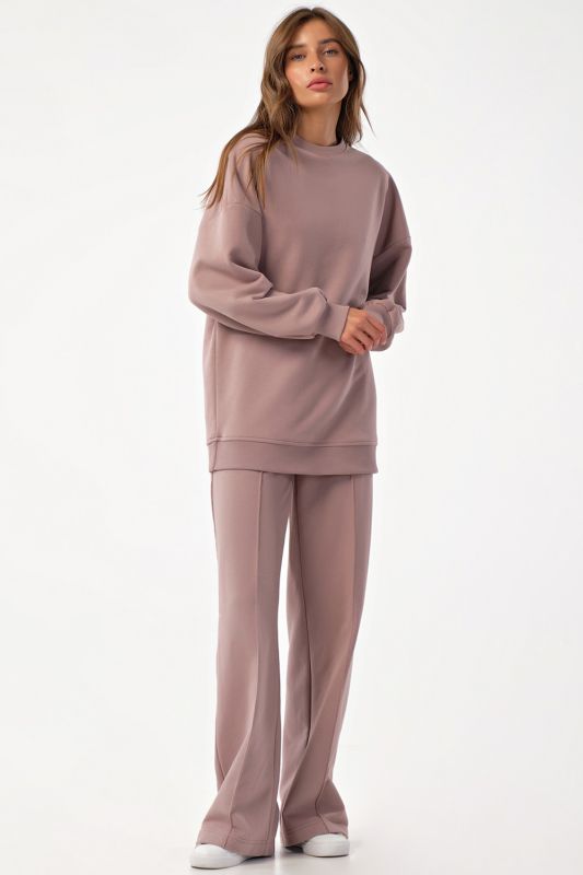 Sporty knitted sweatsuit with wide futer pants dusty pink