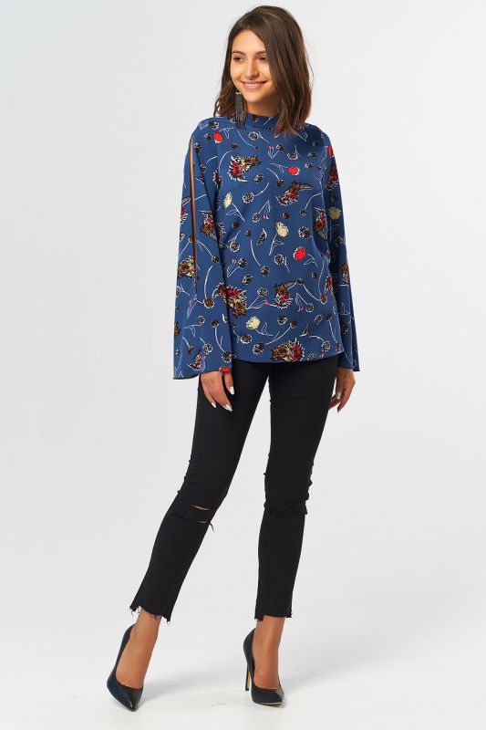 Straight blouse with wide sleeve with print on blue