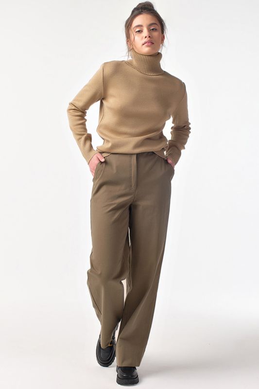 Long sleeve knitted turtleneck in latte wool