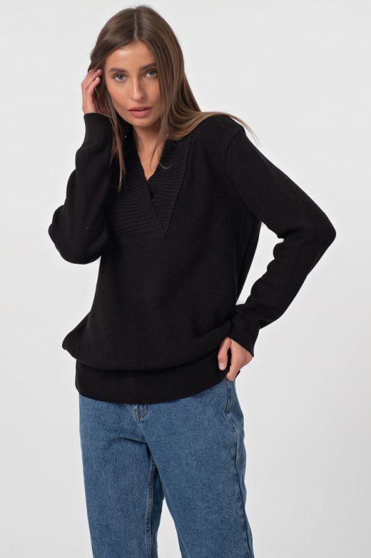 Pullover knitted loose off-shoulder black