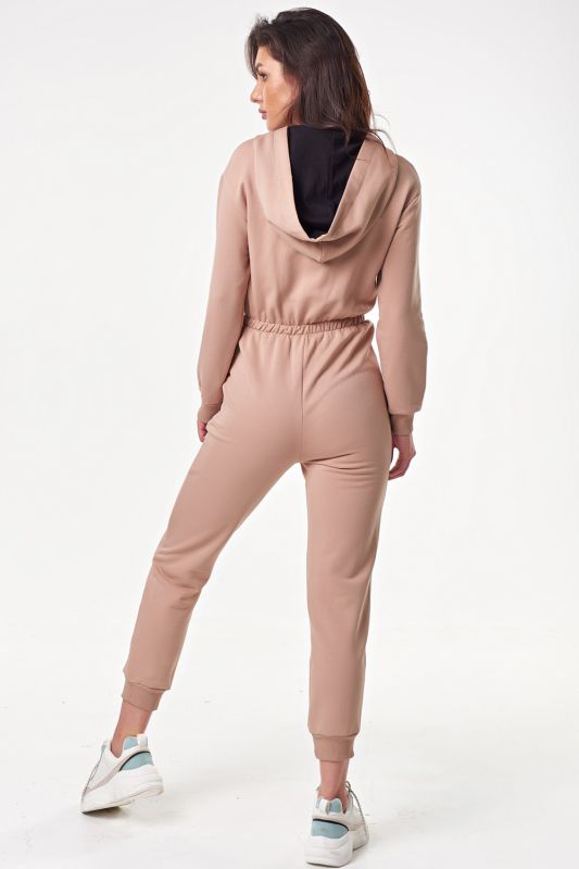 Warm sports jumpsuit with a hood made of futera beige