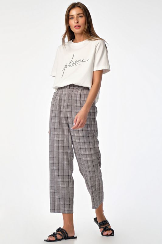 Wide pants shortened in plaid on gray