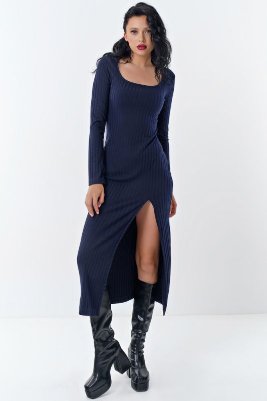 Dark blue jersey dress with slit