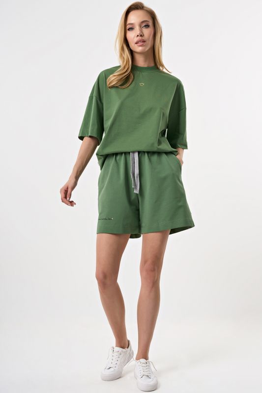 Summer sporty oversize suit with cotton shorts olive