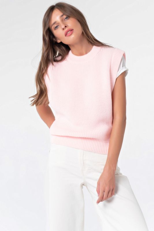 Oversize knitted vest in pink