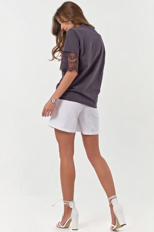 T-shirt knitted with lace gray