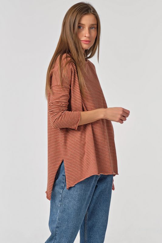 Oversize striped knit sweater on brick color