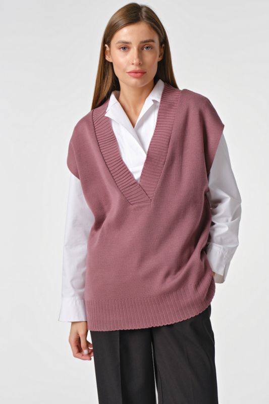 Oversize knitted vest with slits in pale lilac