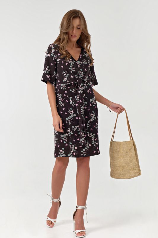 Summer fitted dress with print on black