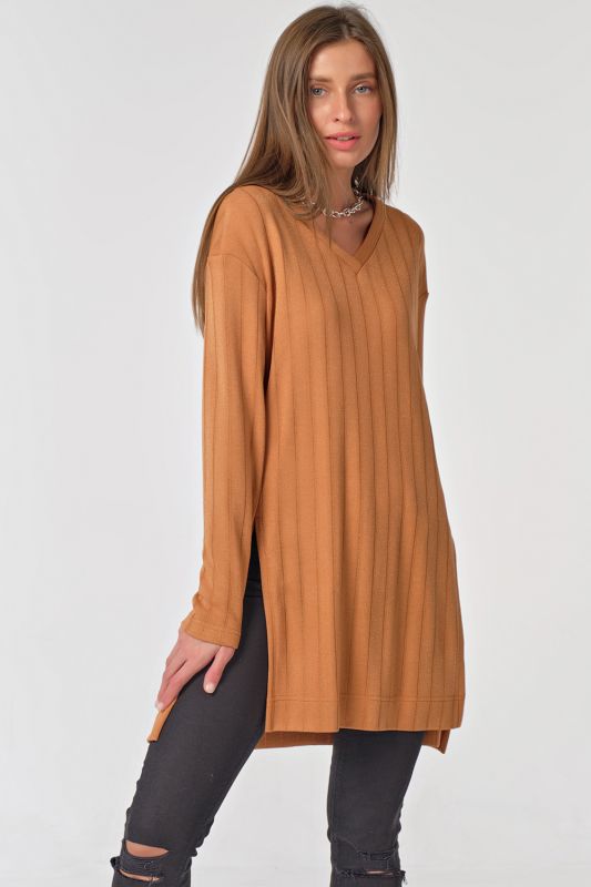 Honey knitted tunic with slits on sides