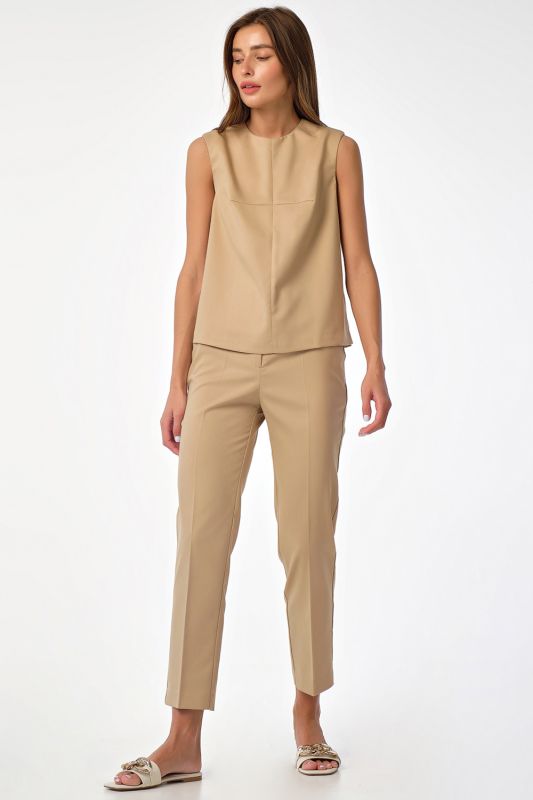 Summer pants suit with top beige