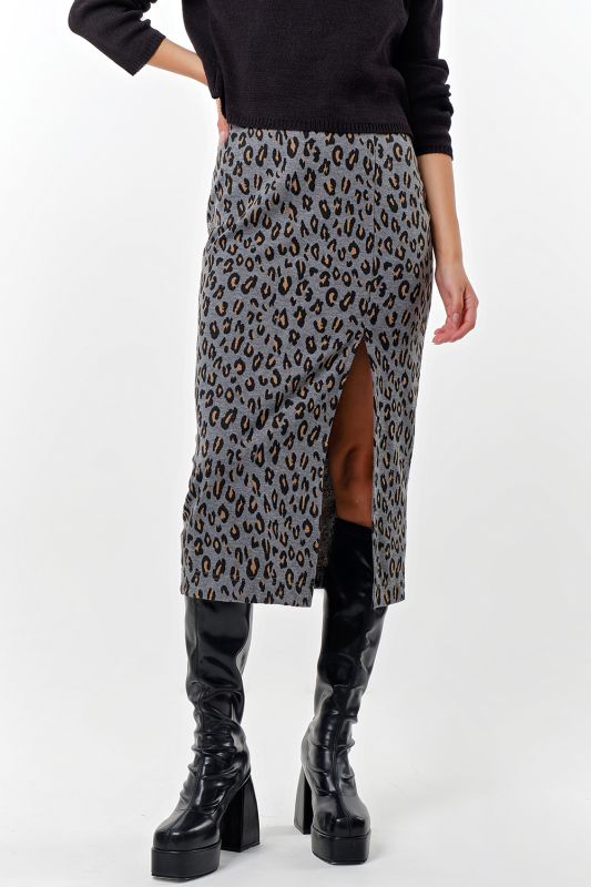 Skirt from dense knitted fabric leopard on gray