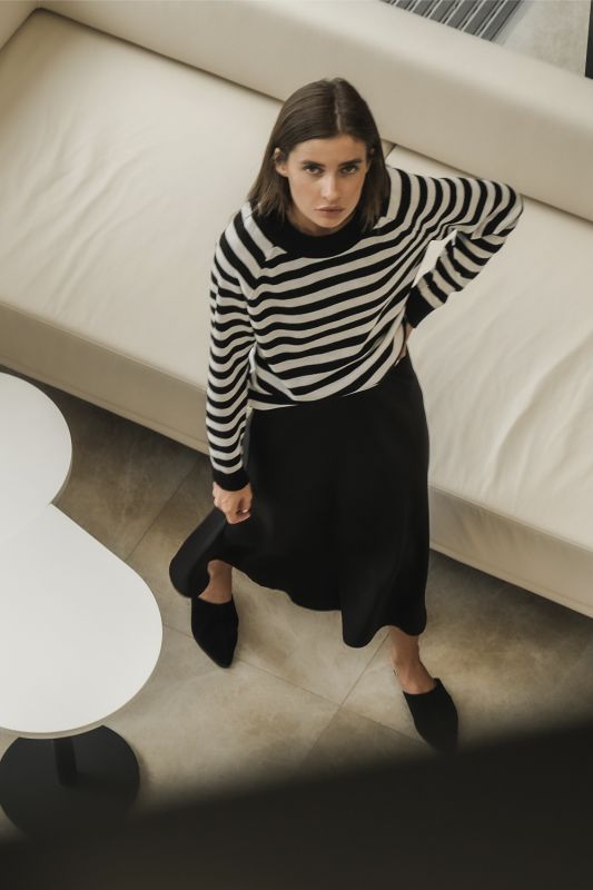 Free striped knitted sweater black and white