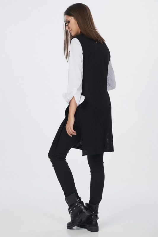 Long over vest with slits on sides black