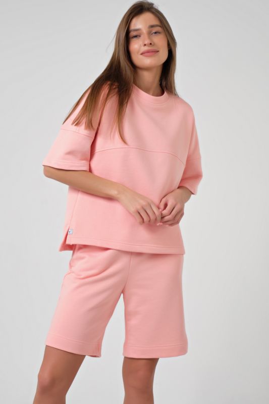 Summer sports suit with shorts and oversize T-shirt peach