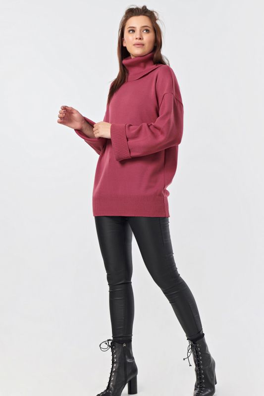 Long knitted sweater with high neck in lingonberry color