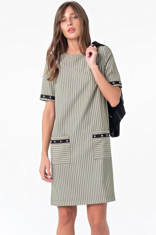 Dress casual straight striped dress on khaki