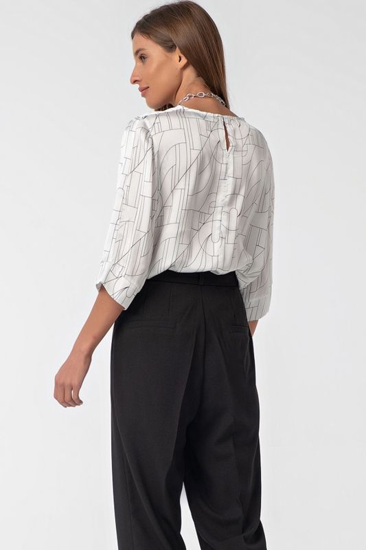 Straight blouse without collar with print on white