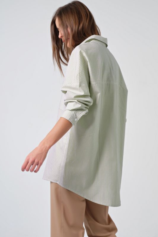 Long sleeve striped cotton over-sleeve shirt on green