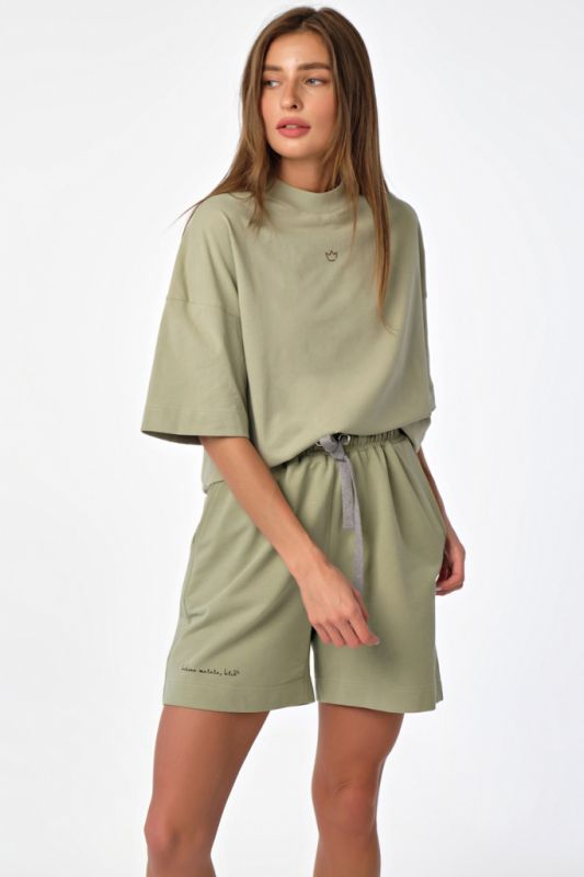 Summer sporty oversize suit with cotton shorts green