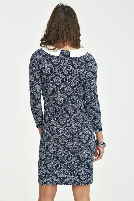 Free silhouette dress with print on dark blue