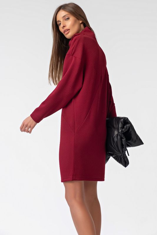 Warm dress with bat sleeve burgundy