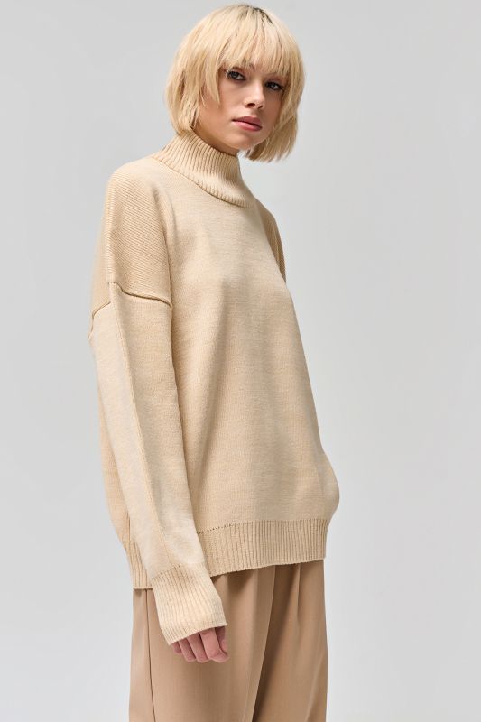 Cream-brulee melange voluminous sweater