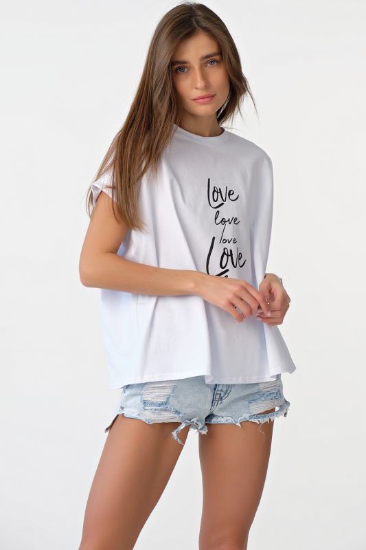 T-shirt over-size T-shirt with inscriptions white