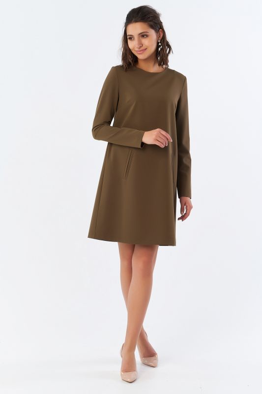 Casual straight dress with khaki pockets