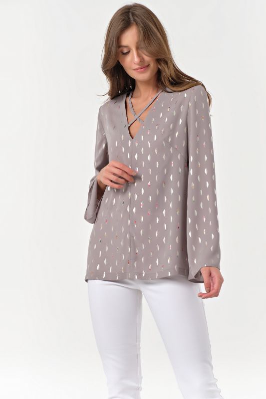 Free chiffon blouse with print on gray