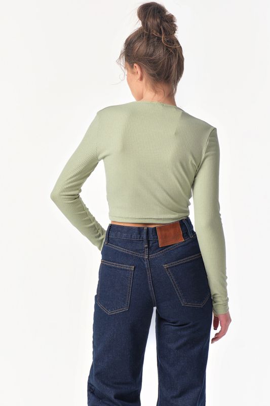 Long-sleeved knitted top with gathering at the front in green