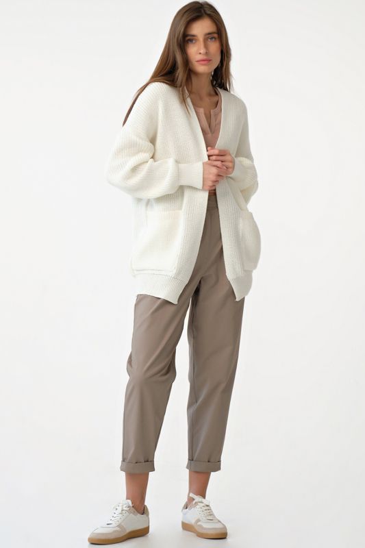 Knitted over-size short cardigan with pockets Milk color