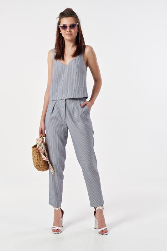 Summer pant suit with striped top on gray