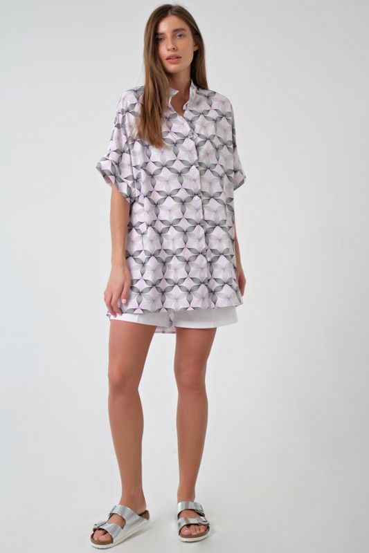 Short Sleeve Oversize Summer Shirt with Paisley Print on White