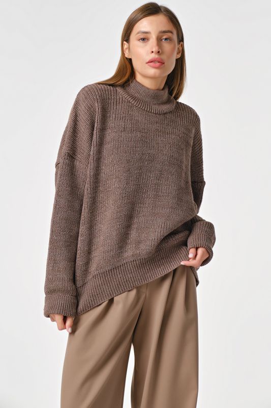 Oversize knitted sweater with high neck walnut