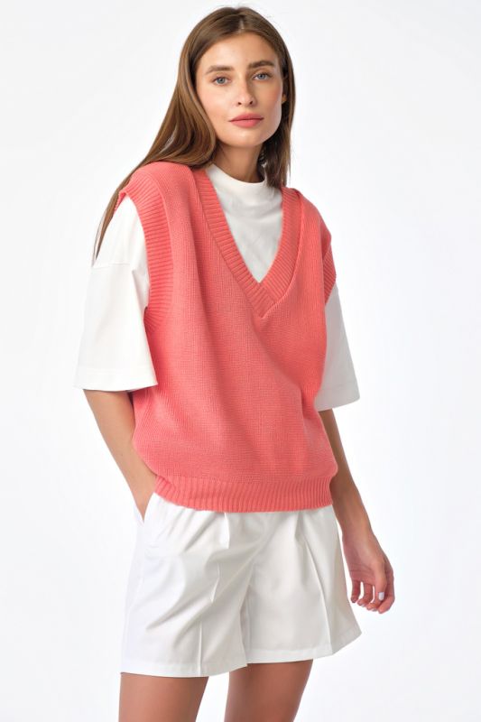 Cotton v-neck crochet over vest in coral color