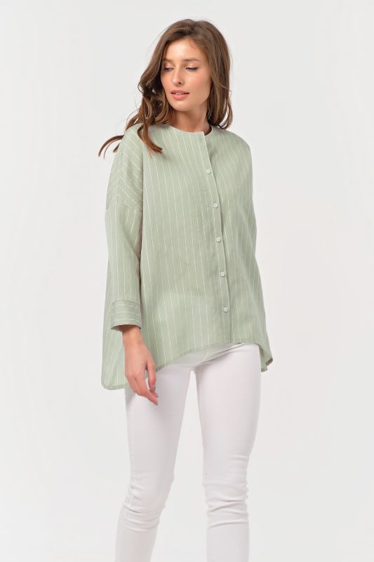 Free buttoned blouse with striped stripes on green