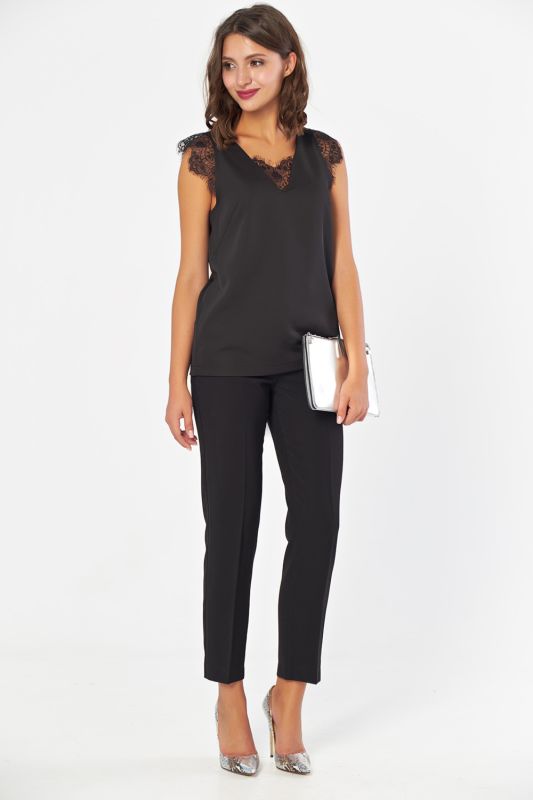 Basic straight top with lace black