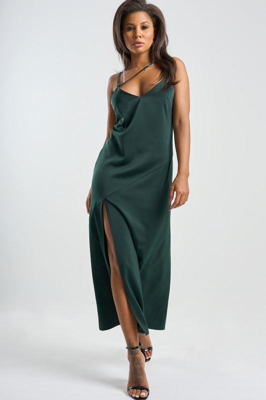 Dark green flowing fabric combination dress