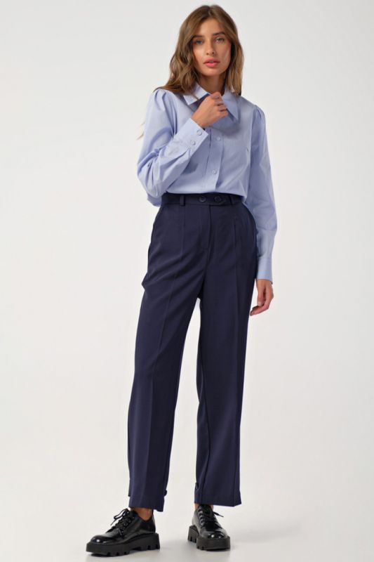 Classic shortened straight pants with arrows blue