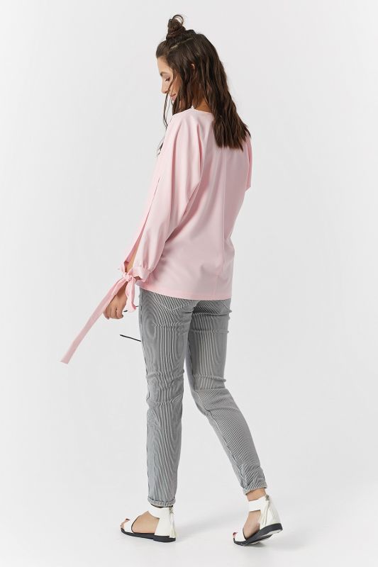 Summer blouse with slits on sleeves pink