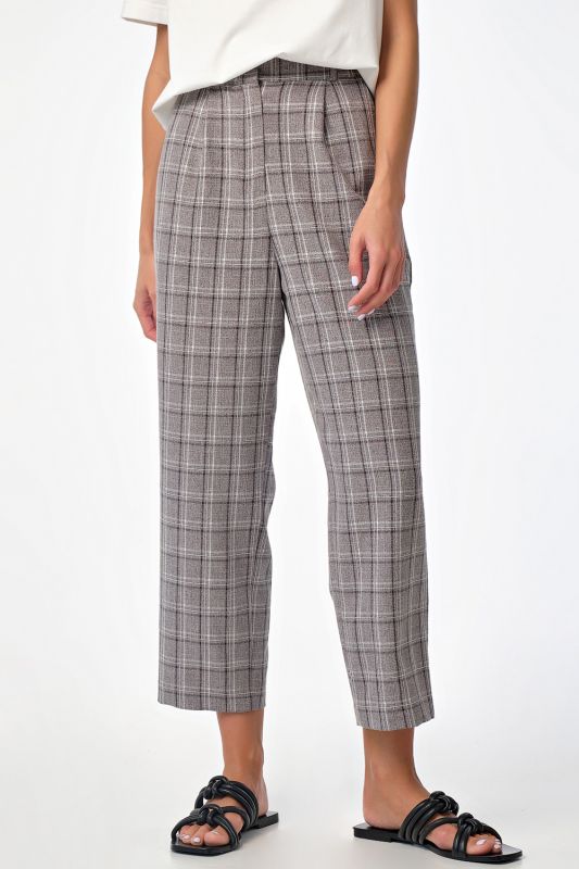 Wide pants shortened in plaid on gray