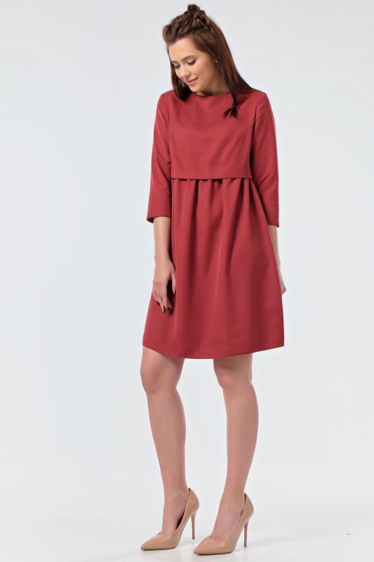 Casual loose dress with gathering at the waist dusty-red