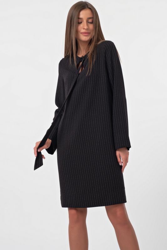 Casual straight striped dress on black