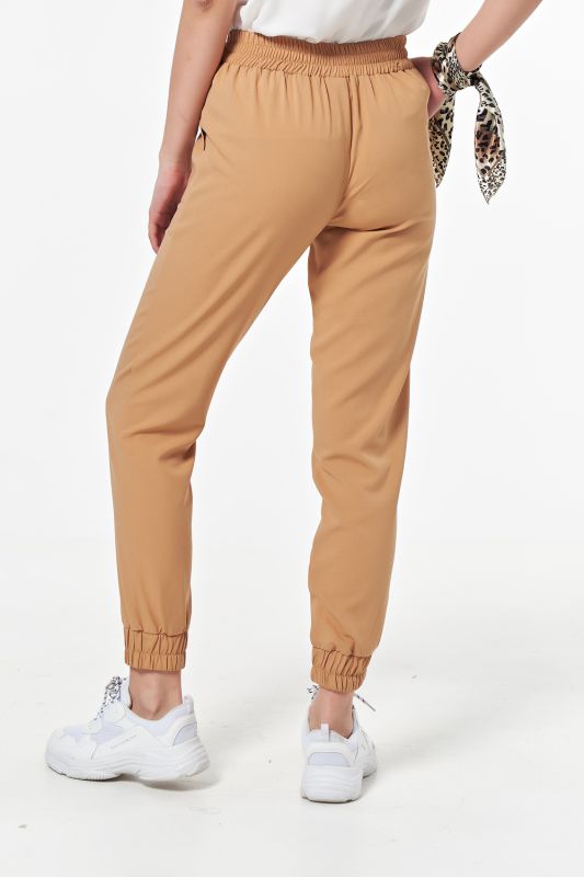 Summer sports pants with elastic band beige